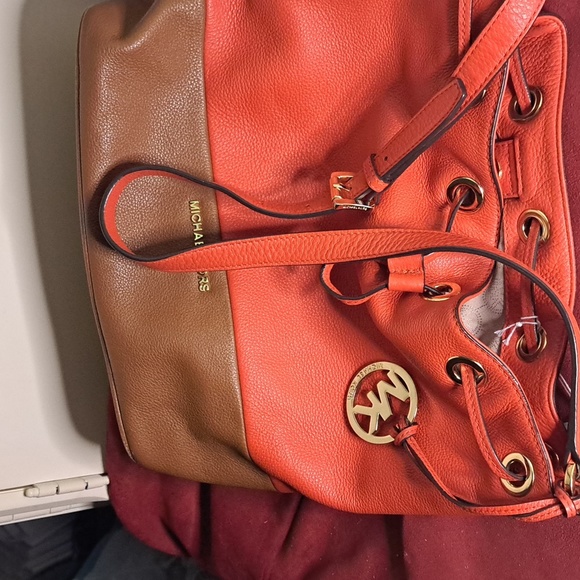 SOLD 🎁 NEW Michael Kors Orange & Brown Soft Pebble Leather Shoulder Bag - Picture 8 of 13